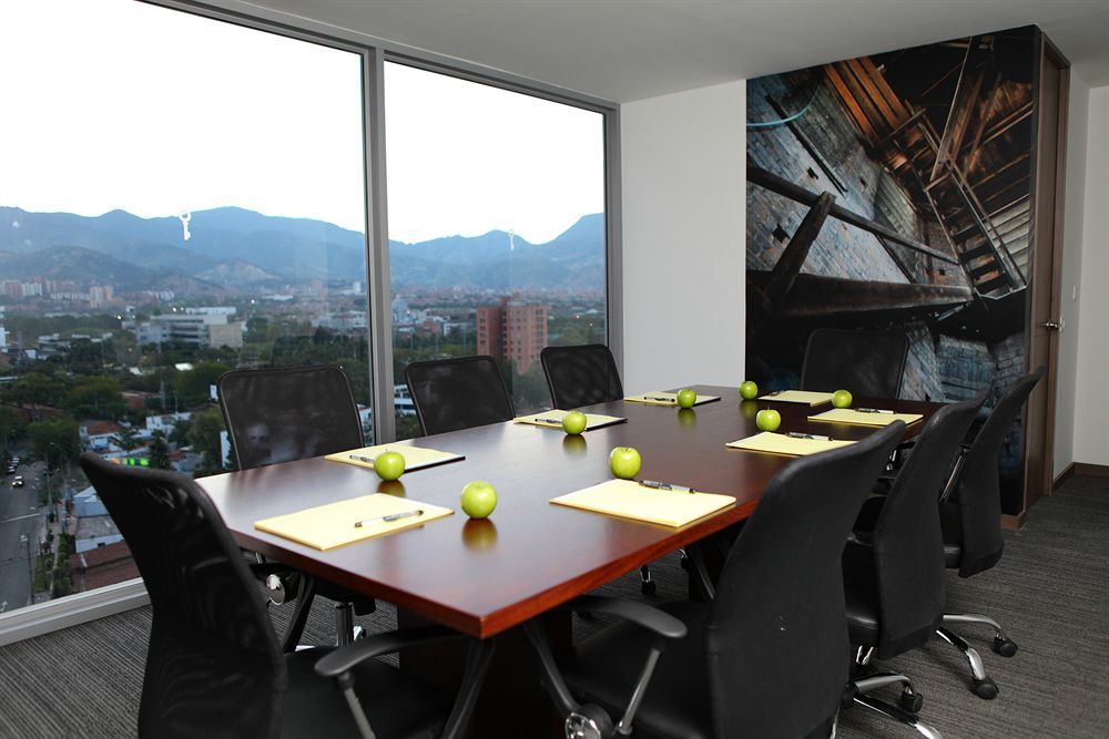 Sites Hotel Medellín Exterior foto A meeting room